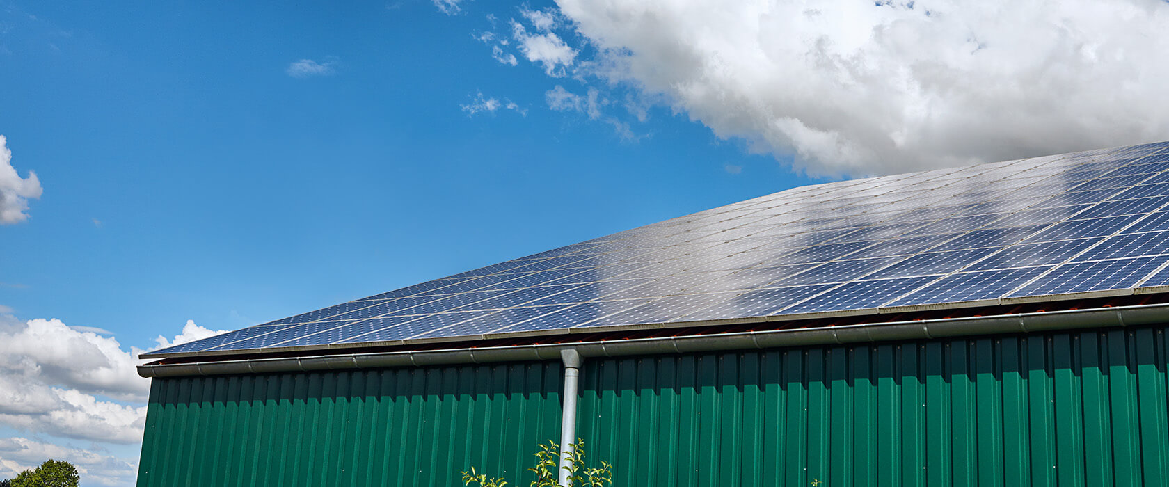 Was ist eine Photovoltaikversicherung für Landwirte?